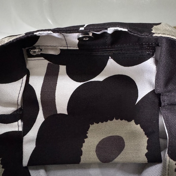 Marimekko Black and White Shoulder Bag - Picture 6 of 6